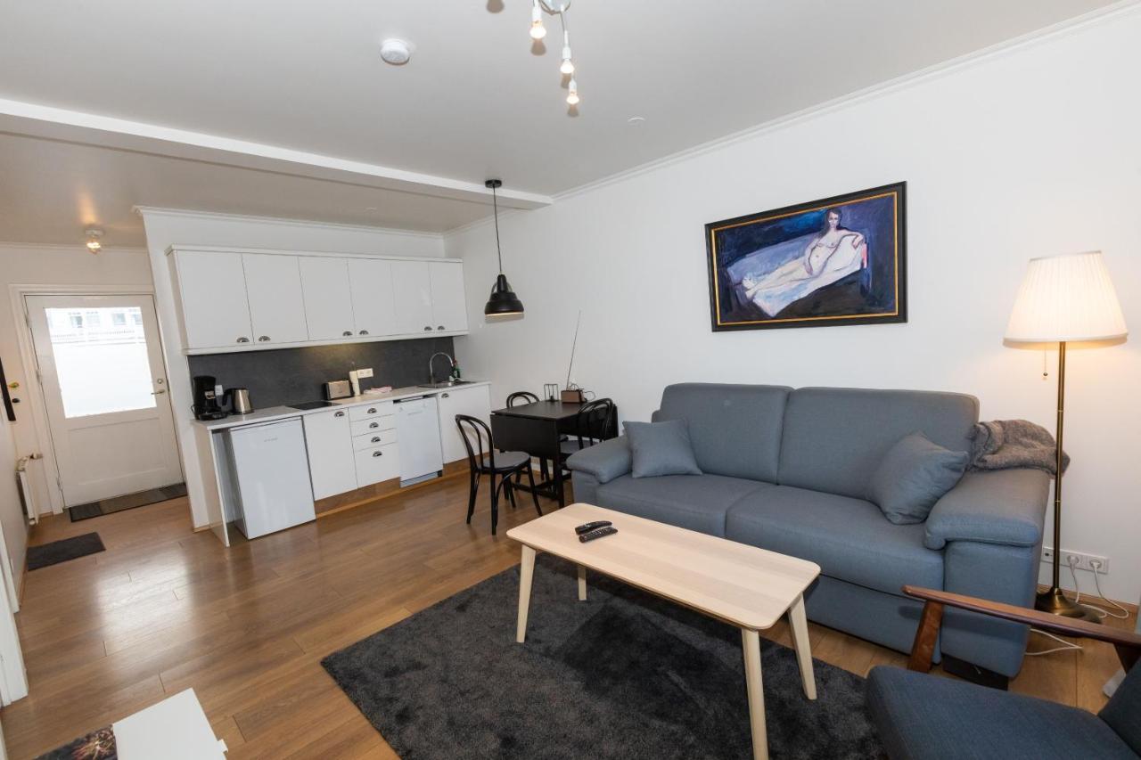 With Two Bedrooms And Balcony- Strandgata 9 Apartamento *
